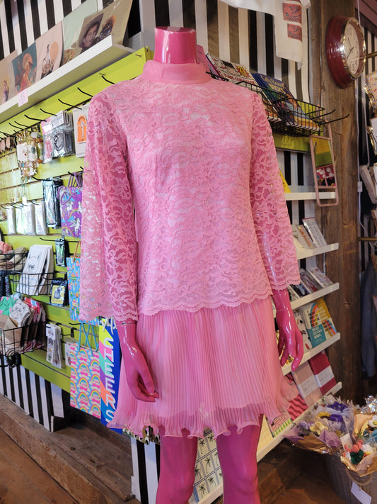Robe de cocktail vintage des années 60 en dentelle rose - taille petite