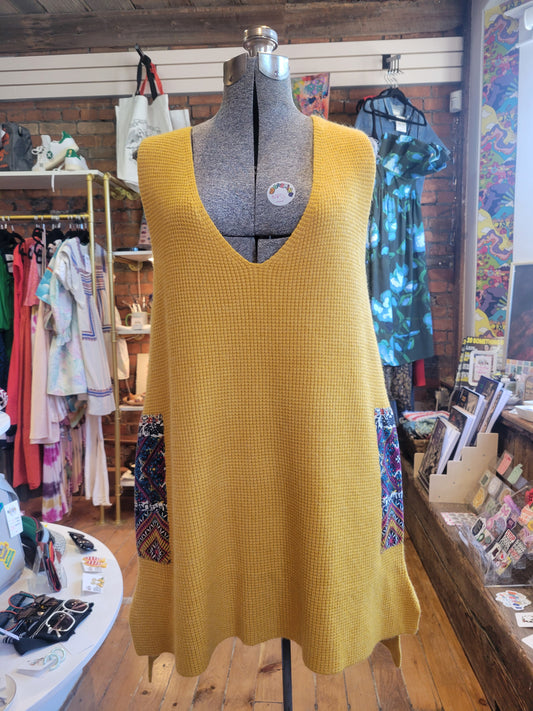 Mustard Yellow Waffle-Knit Tunic sweater dress - size Medium to Large