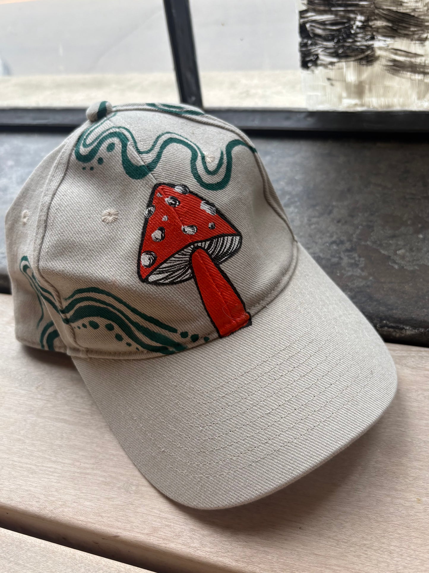 Chapeau peint à la main "L'Art de la Fleuraison"