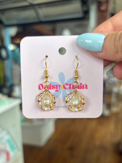 ‘Leila’ Shell Freshwater Pearl Earrings