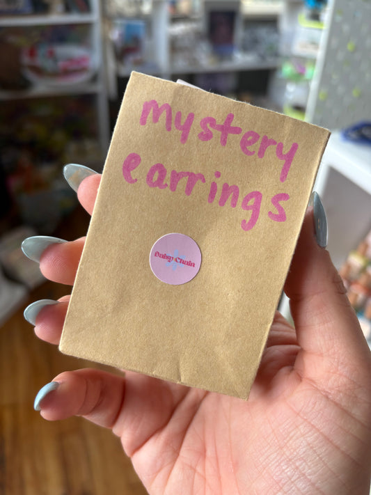 Daisy Chain Mystery Earrings