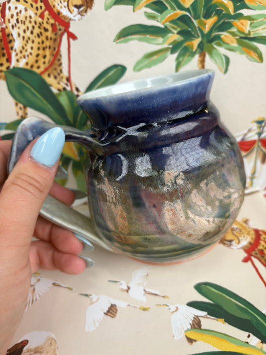 Mug en céramique à fossettes