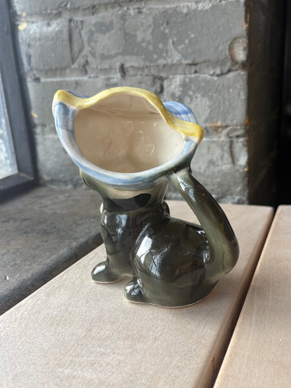 Demure Kitty Planter - Vintage Japan