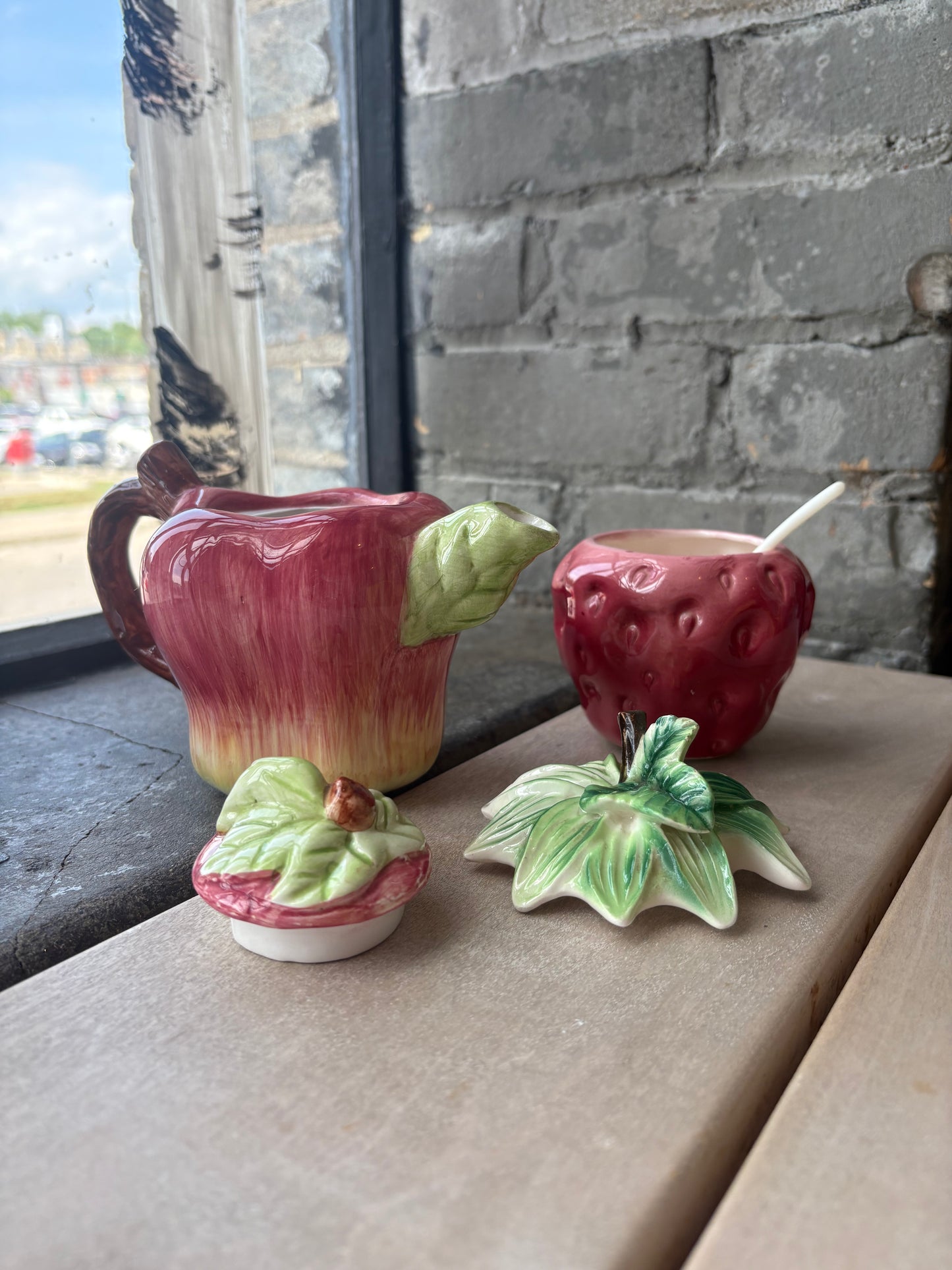 A Berry Good Tea Set