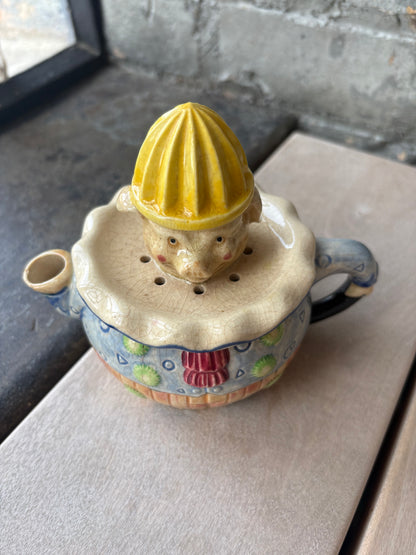 Haunted Piggy Lemon Juicer