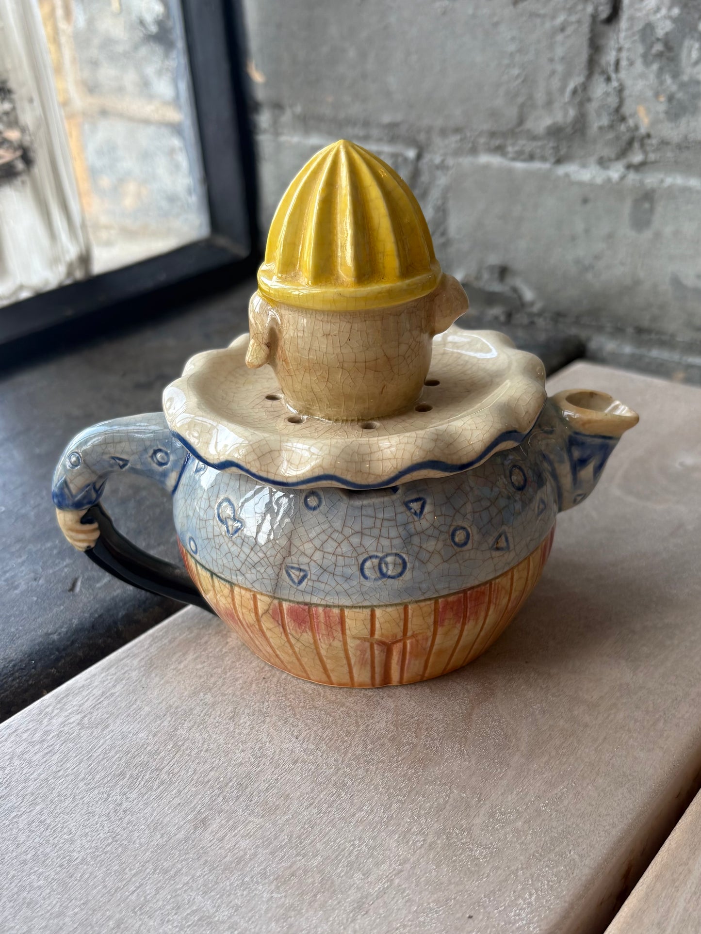 Haunted Piggy Lemon Juicer