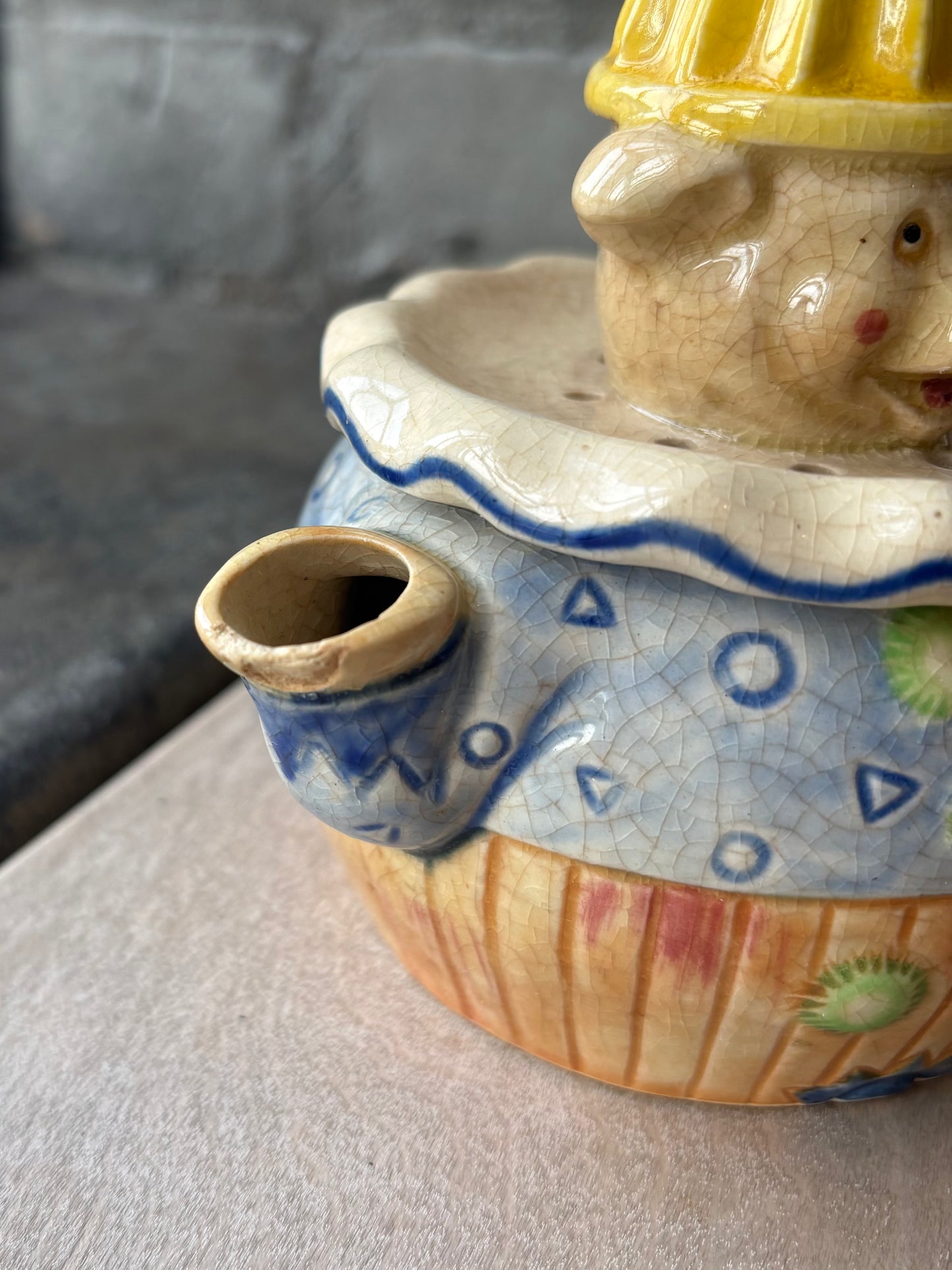 Haunted Piggy Lemon Juicer