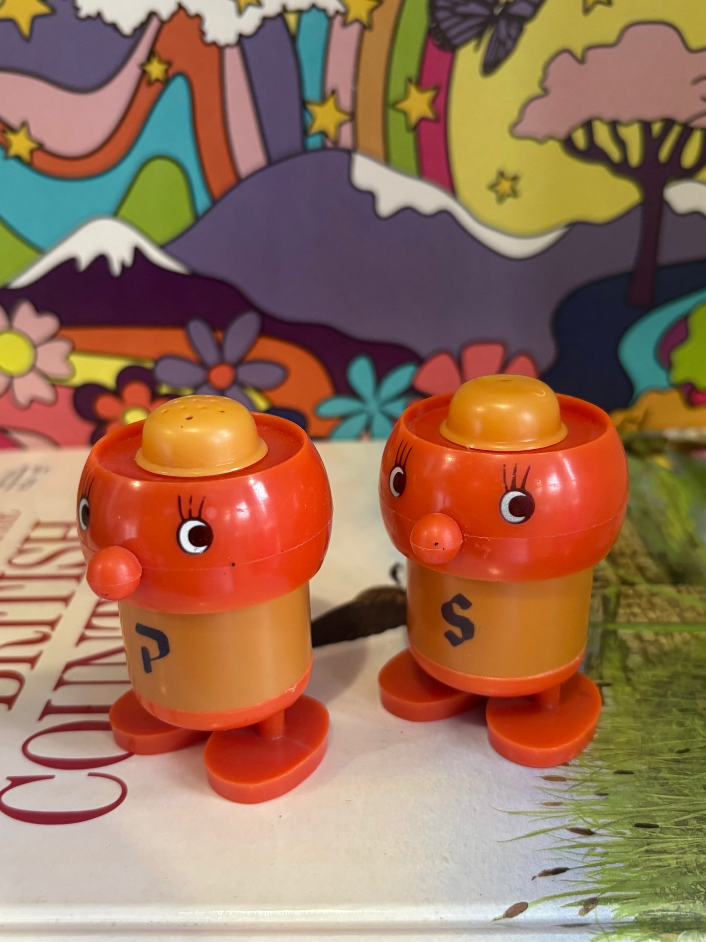 Mid Century Plastic Salt Shakers