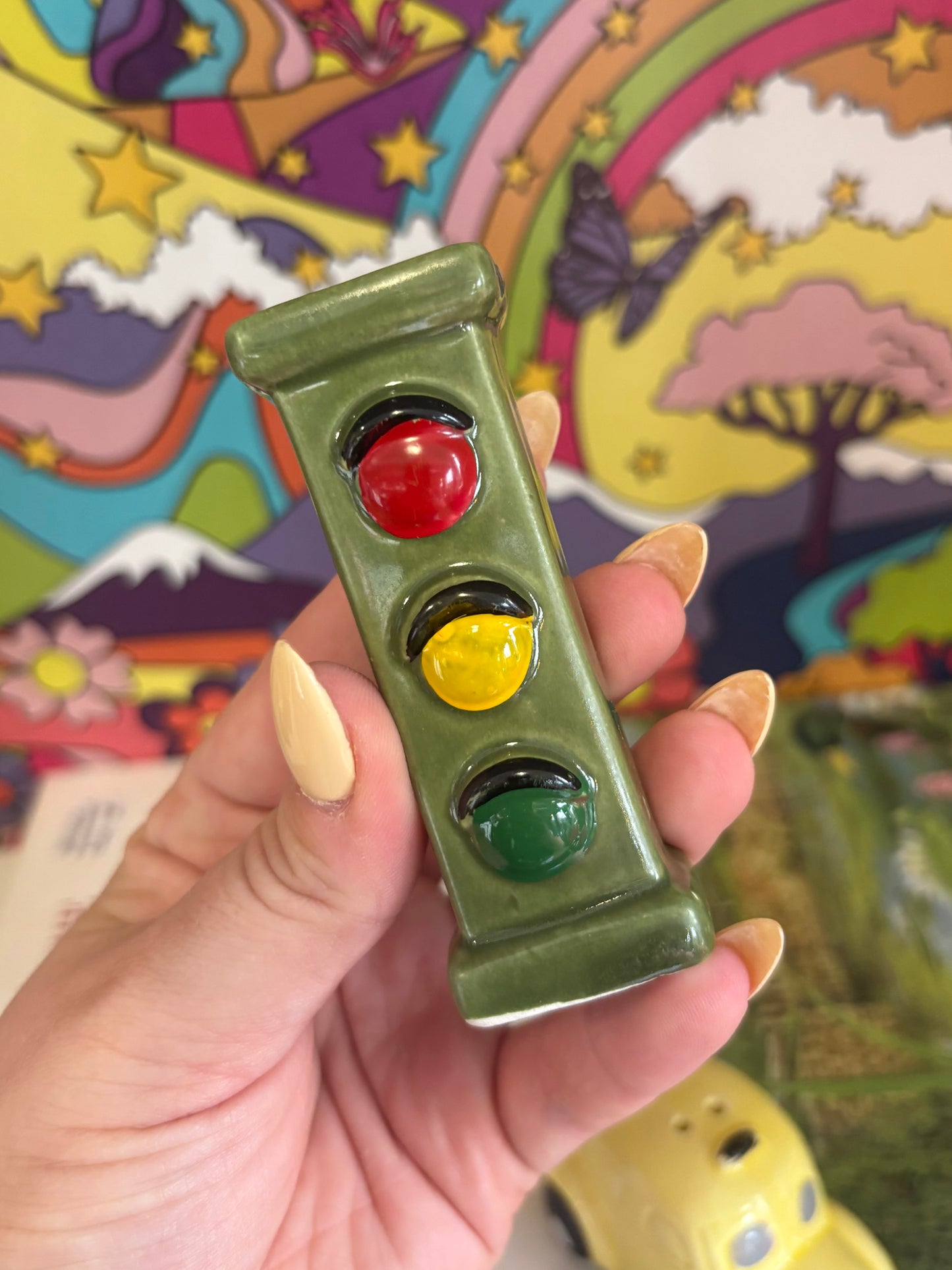 Traffic Light and Taxi Salt Shakers