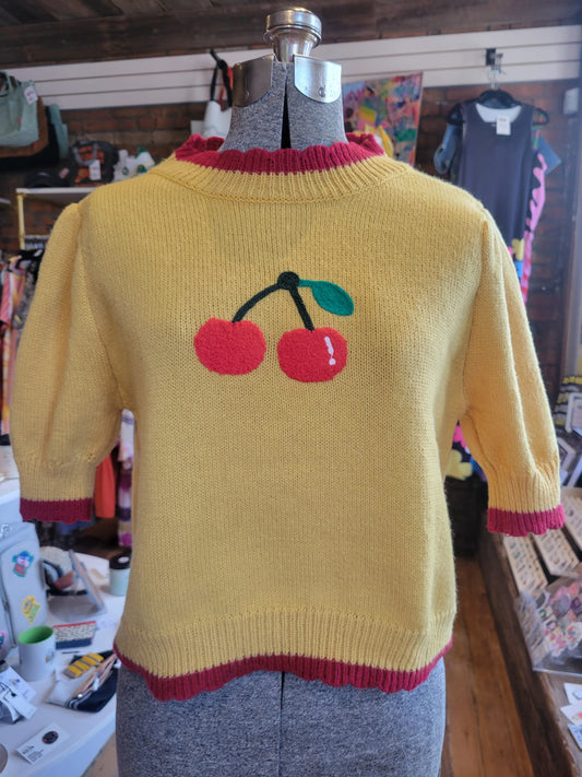 Forever 21 short-sleeved Cherries sweater - size Medium