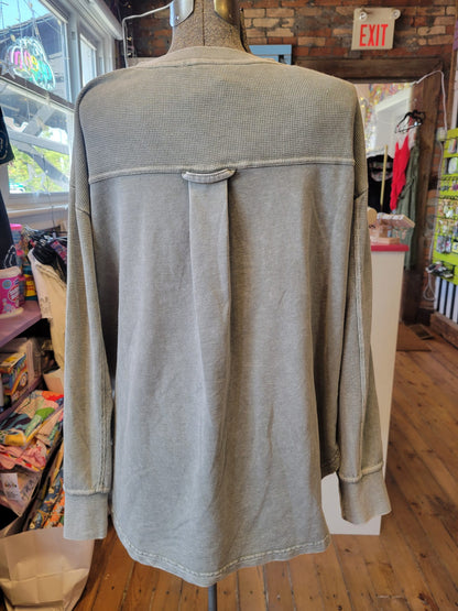 Jane + Delancey Loopback Denim-Look French Terry Pullover Shirt - size Large